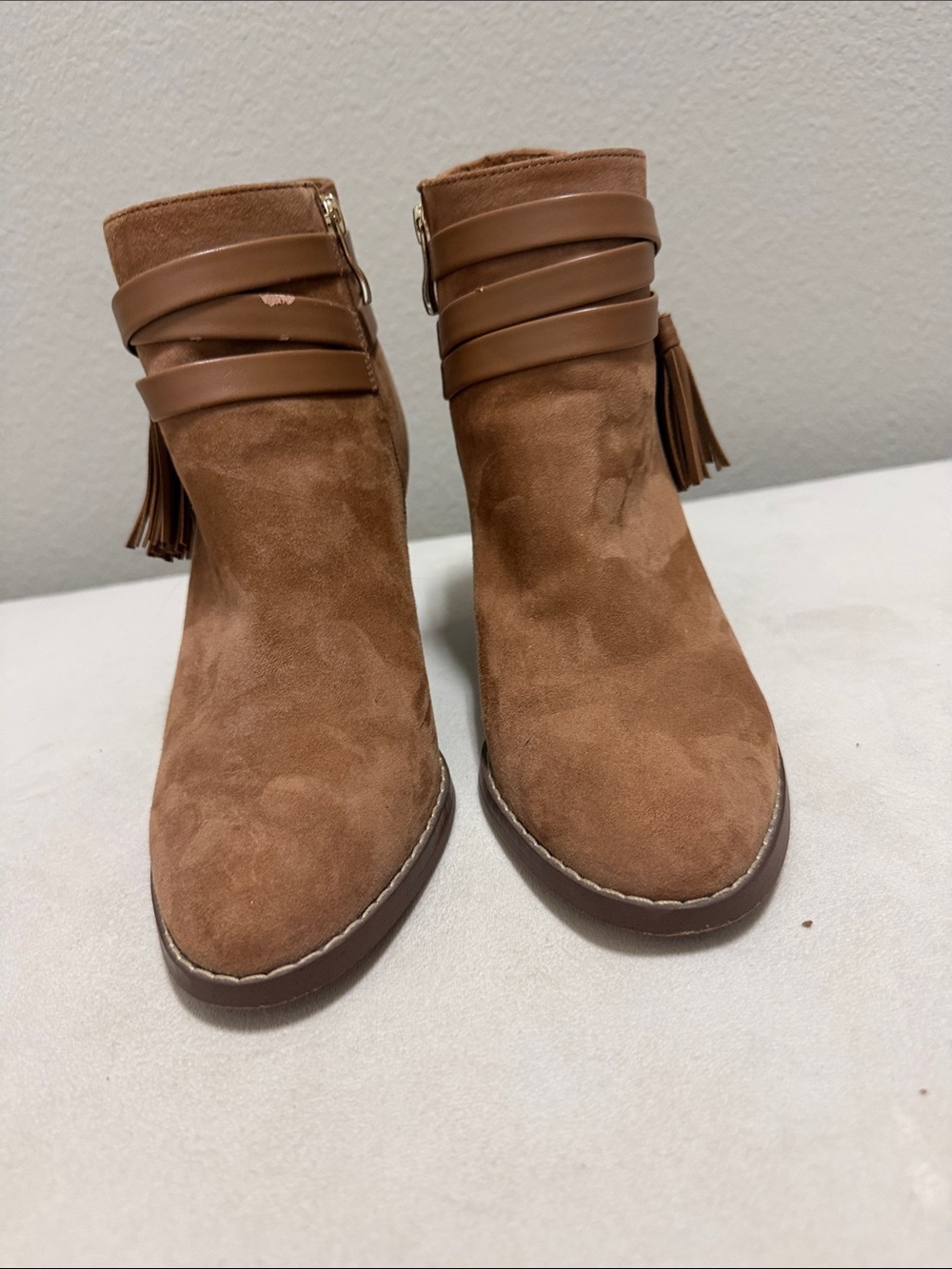 White House Black Market Tan Suede Tassel Ankle Boots 7.5